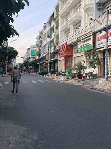 Hình ảnh Cho thuê nhà MT Bình Phú 2, P10, Quận 6