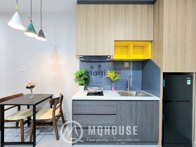 Hình ảnh Studio cửa sổ ngay chân cầu Cây Gõ
