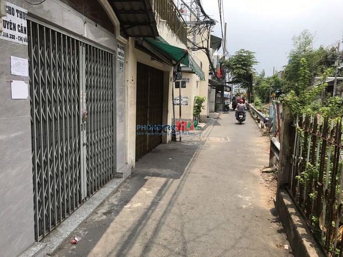 Hình ảnh Cho thuê nhà 1 lầu MT đường ray xe lửa Phú Nhuận