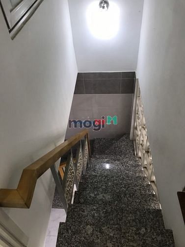 Hình ảnh Cho thuê nhà 1 lầu MT đường ray xe lửa Phú Nhuận