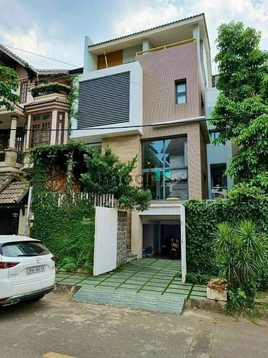 Hình ảnh Cho thuê Villa 830A Sư Vạn Hạnh, Phường 13, Quận 10