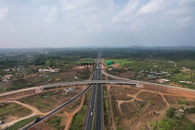 Hình ảnh Đất nền trung tâm Dầu Giây, đón đầu cao tốc, sân bay quốc tế Thành