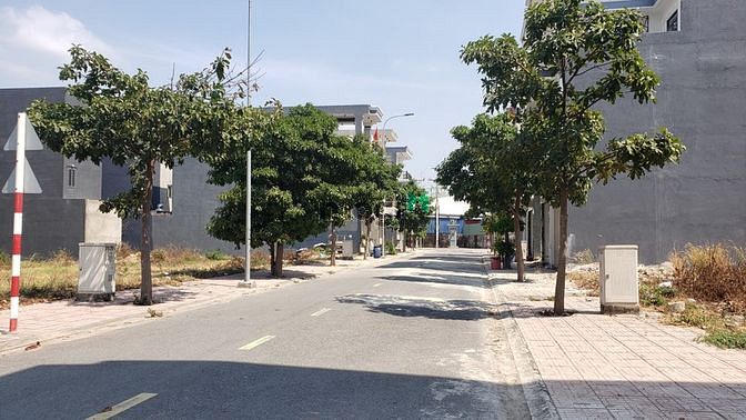 Hình ảnh Bán đất sổ sẵn ngay ngã tư Bình Chuẩn, rẻ hơn thị trường 100tr