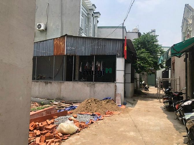 Hình ảnh Bán gấp lô đất 15x5, chính chủ, đối diện KCN Tân Bình