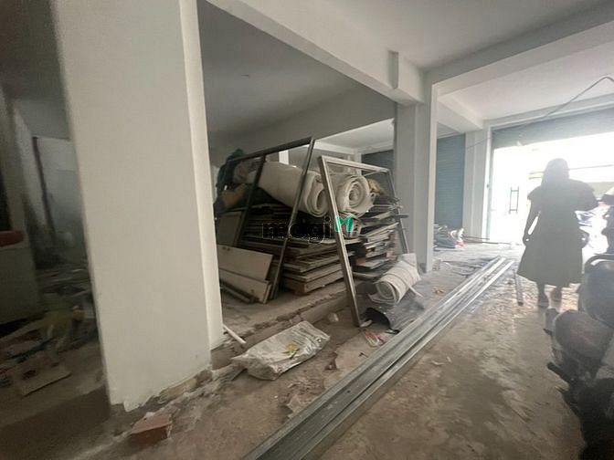 Hình ảnh Nhà NC MT Lê Thánh Tôn, Q.1, DTSD 1500m2