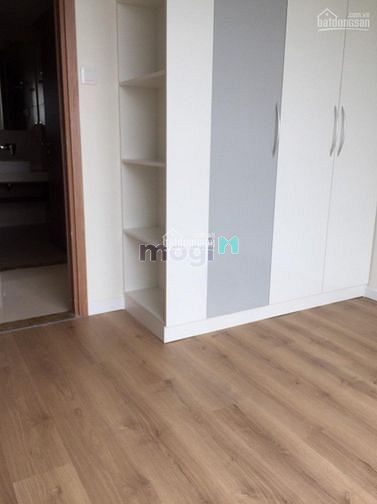 Hình ảnh Thua độ đá banh bán gấp CHCC RIVERA PARK Q.10 78M2/ 2 TỶ 380TR SHR