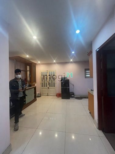 Hình ảnh Cho thuê BT cổ MT Nguyễn Thông , Q.3