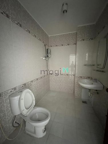 Hình ảnh Nhà MT NC Đặng Thị Nhu, Q1, DTSD 630m2