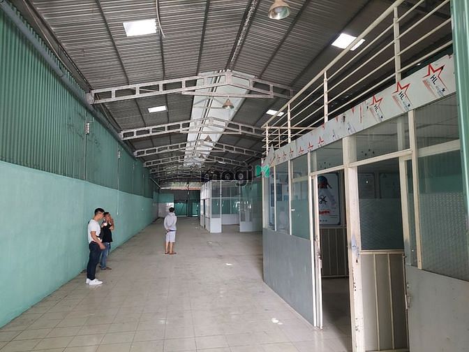 Hình ảnh Cho thuê nhà xưởng 600m2 gần Cầu Phú Long