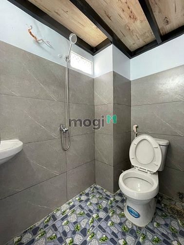 Hình ảnh Cho thuê phòng ngay hoàng hoa thám có gác giá rẻ 30m2