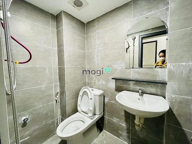 Hình ảnh Cho thuê CHDV giá rẻ có gác ngay sân bay 30m2