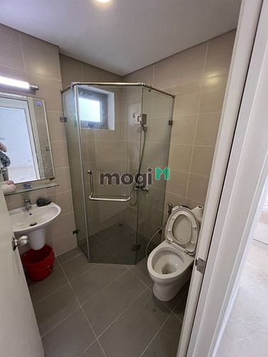Hình ảnh Chính chủ Cho thuê Luxgarden, có SÂN VƯỜN RIÊNG 8.5tr