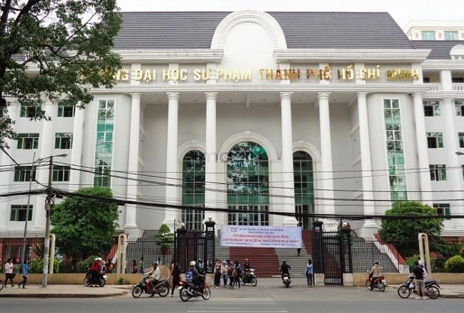 Hình ảnh Phòng đầy đủ nội thất bancon - gần Nowzone Quận 1