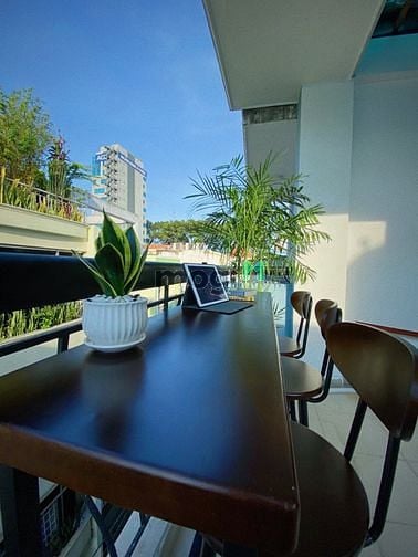 Hình ảnh Phòng đầy đủ nội thất bancon - gần Nowzone Quận 1