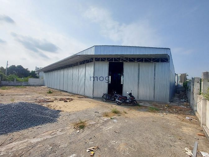 Hình ảnh Cho thuê nhà xưởng 1000m2 phường An Phú Đông