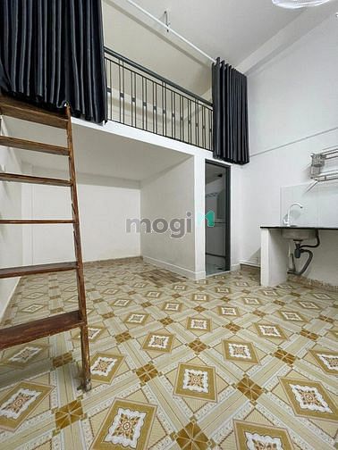 Hình ảnh Ngay Cộng Hòa gần Etown di chuyển các quận khác dễ dàng