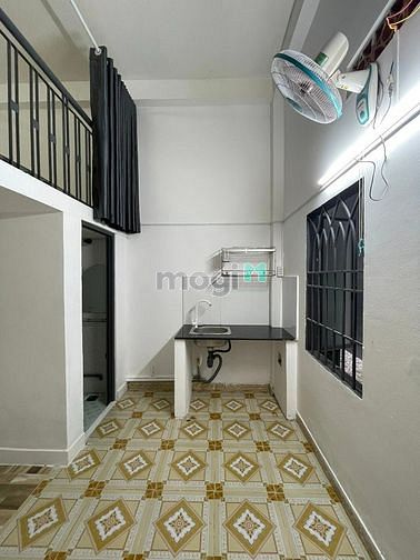 Hình ảnh Ngay Cộng Hòa gần Etown di chuyển các quận khác dễ dàng