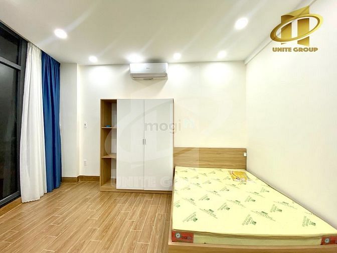 Hình ảnh CHDV 2PN Full NT - cửa sổ cực lớn - mặt tiền Tôn Đản Q4