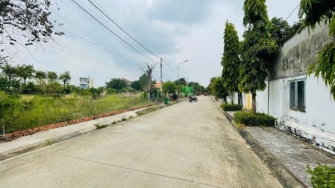Hình ảnh BÁN 1100M2 ĐẤT - Lã Xuân Oai - Lò Lu - Trường Thạnh, QUẬN 9