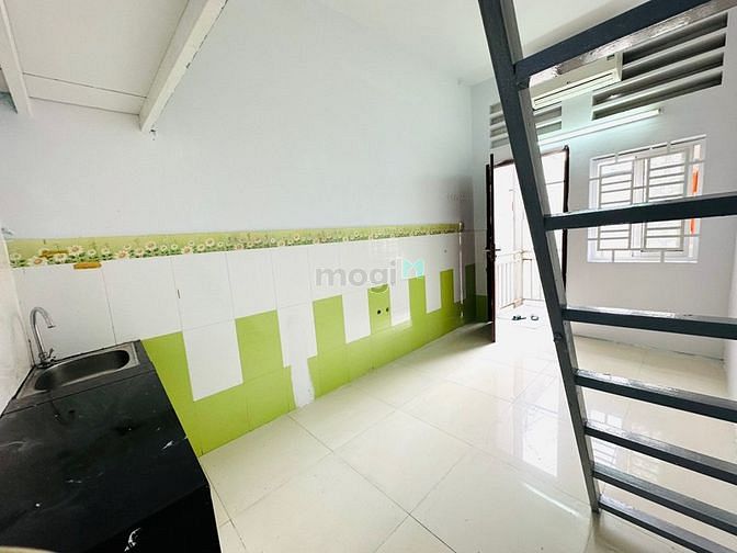 Hình ảnh 🌹🌹PHÒNG TRỌ CÓ GÁC CỬA SỔ LỚN 30M2 165 Bạch Đằng ,Tân Bình
