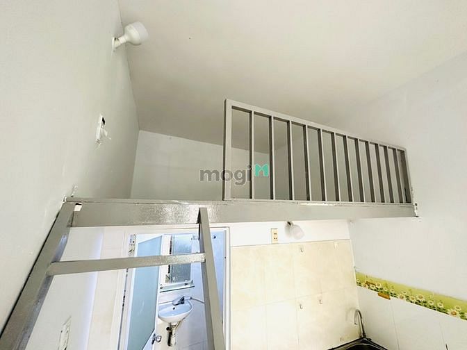 Hình ảnh 🌹🌹PHÒNG TRỌ CÓ GÁC CỬA SỔ LỚN 30M2 165 Bạch Đằng ,Tân Bình