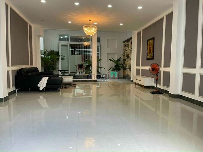 Hình ảnh Cho thuê Villa HXT Nguyễn Cửu Vân, P17, Bình Thạnh, hẻm thông