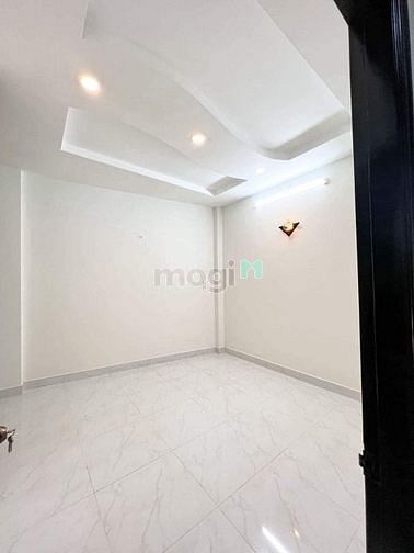 Hình ảnh nhà sát MT - HXH 1/ Huỳnh Tấn Phát Q7 siêu đẹp