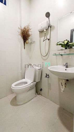 Hình ảnh CHDV Full NT - cửa sổ lớn - gần LOTTE MART - TDTU,RMIT Q7