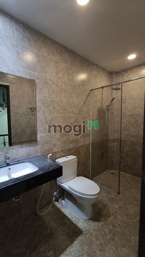 Hình ảnh Cho Thuê Nhà MT đường Tạ Quang Bửu P.6 Q.8, Dãy Nhà Phố Pegasuite