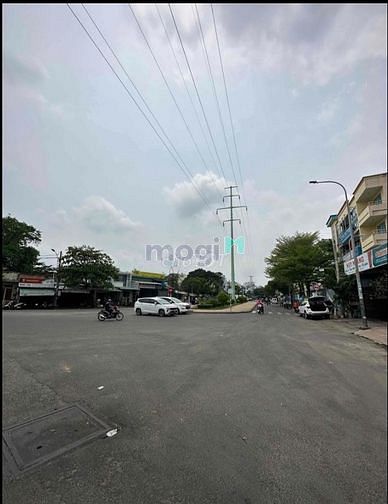 Hình ảnh Bán lô đất thổ cư hẻm xe hơi khu Vip Trần Tấn P.TSN Tân Phú