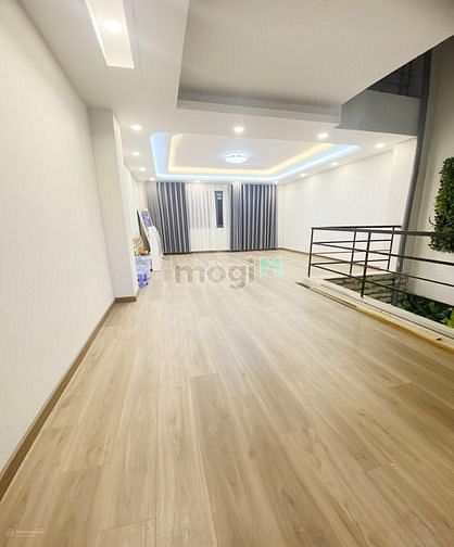 Hình ảnh Cho Thuê Nhà Phổ Quang,Tân Bình,Dt:4x25m,2 Lầu,27 Tr/Tháng