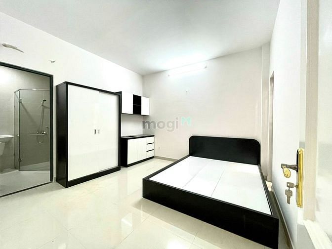 Hình ảnh CHDV_Full Nội Thất_Cửa Sổ Thoáng_Văn Cao_Gần Đ.Nguyễn Sơn_Đ.Bình Long