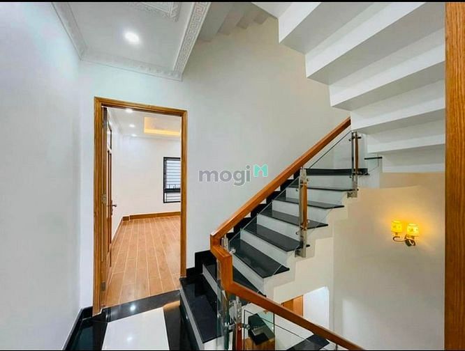 Hình ảnh Ví trí đẹp - Nhà 1/ Huỳnh Tấn Phát, Bình Thuận,Q7 - SHR