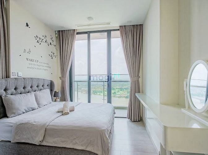 Hình ảnh 2PN Vinhomes Golden River Ba Son 74m2 NT sang trọng view thoáng