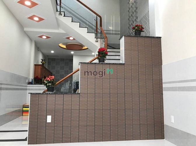 Hình ảnh Bán nhà 3 lầu phường Linh Tây Tp Thủ Đức