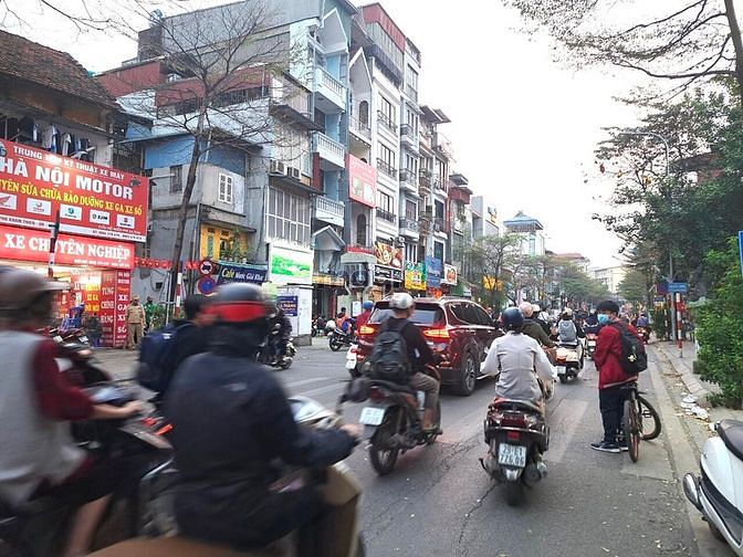Hình ảnh Cho thuê nhà mặt phố Khâm Thiên - Đống đa