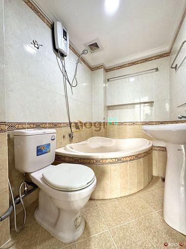 Hình ảnh 🔥🔥 Nhà mới 100%, full nội thất, ban công