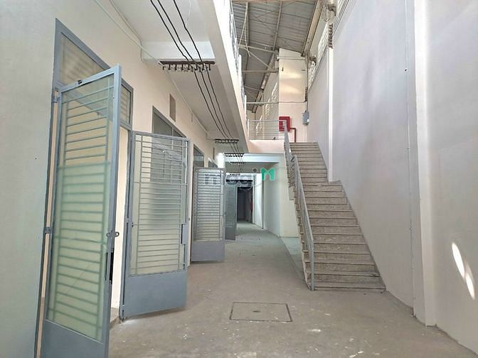 Hình ảnh Cho Thuê Xưởng Container 2000m Bà Điểm Hóc Môn