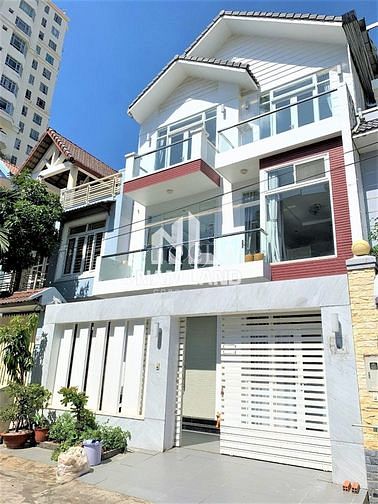 Hình ảnh Biệt Thự Phố 8x20m 3 Lầu 4 Phòng Cho Thuê Ở + Văn Phòng An Phú Quận 2