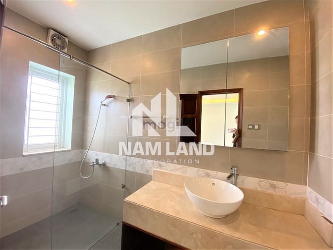 Hình ảnh Cho Thuê Biệt Thự Quận 2 Số A30 Nguyễn Hoàng  Làm Văn Phòng + Ở
