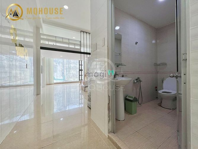 Hình ảnh Cho thuê Duplex full kính, cửa sổ 40m2 thiết kế đẹp gần sân bay
