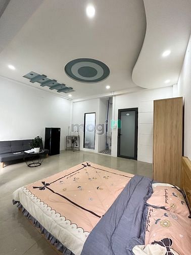 Hình ảnh Cho thuê phòng Ban Công to thoáng Full Nội thất tại Phan Đăng Lưu