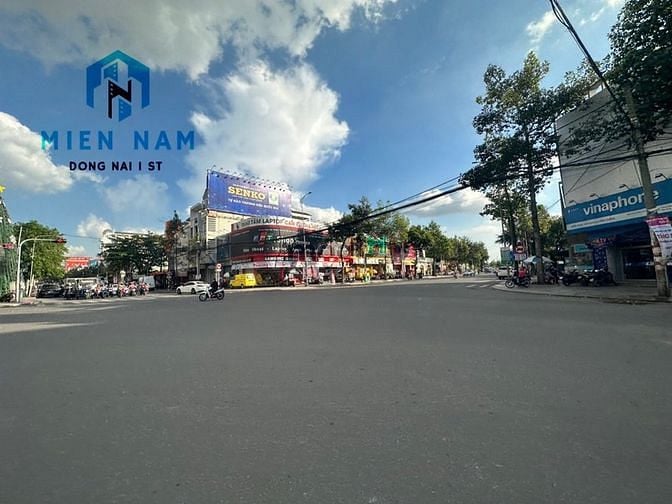 Hình ảnh Cho thuê Mặt Tiền đường bùi văn hoà Dt : 8.5 x 55
