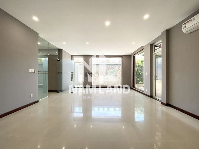 Hình ảnh BIỆT THỰ 500m2 Hầm 3 Lầu Phòng Lớn Cho thuê Làm Văn Phòng _Ở Gia Đình