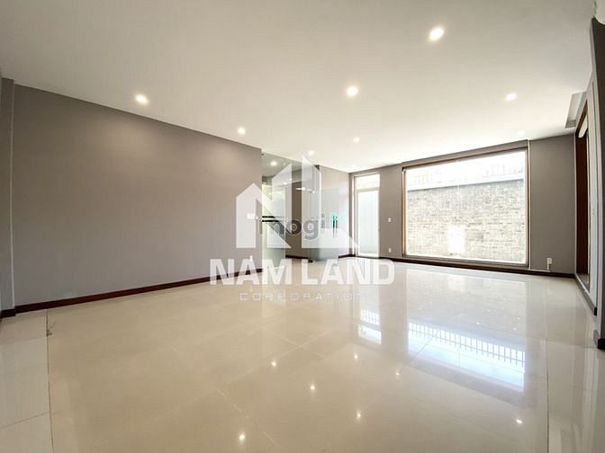 Hình ảnh BIỆT THỰ 500m2 Hầm 3 Lầu Phòng Lớn Cho thuê Làm Văn Phòng _Ở Gia Đình
