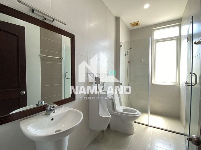 Hình ảnh BIỆT THỰ 500m2 Hầm 3 Lầu Phòng Lớn Cho thuê Làm Văn Phòng _Ở Gia Đình