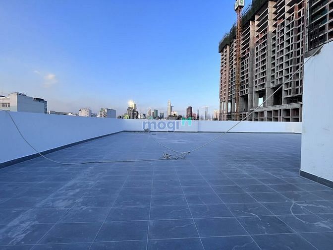 Hình ảnh Cho thuê sân thượng 500m2 quận 1