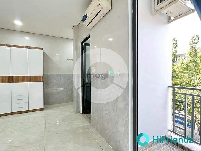 Hình ảnh CHDV mới xây full nội thất mới bancol lớn siêu thông thoáng