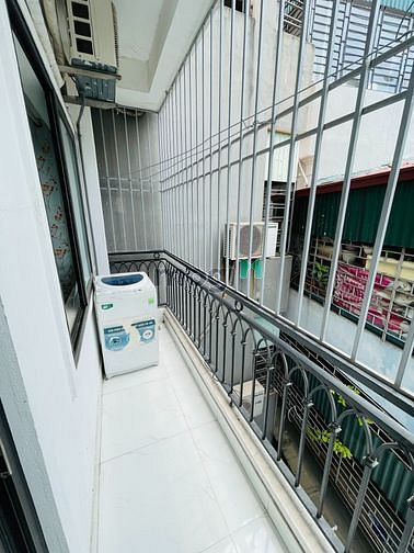 Hình ảnh CHDV khép kín gần Hồ Ba Mẫu *Full đồ - Thang máy - Ban công - Máy giặt
