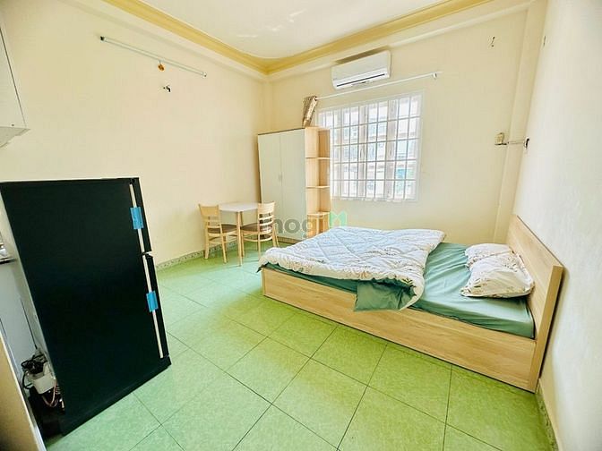 Hình ảnh Studio Cửa Sổ Thoáng Mát Full Nội Thất